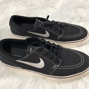Nike Sb Stefan Janoski Blk/white great condition 9